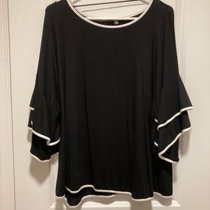 Ladies bell sleeve top.